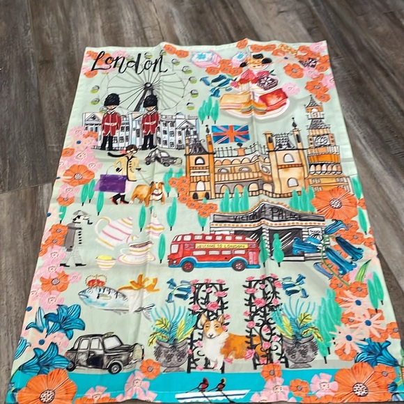 World Market London Tea Towel - NEW - Picture 3 of 5